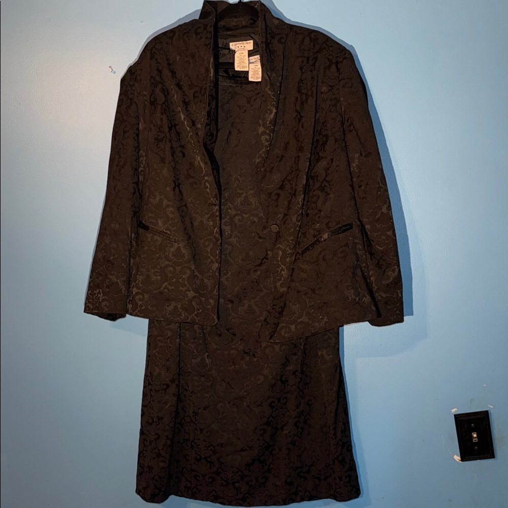 Covington Elegant Black Jacquard Skirt Suit